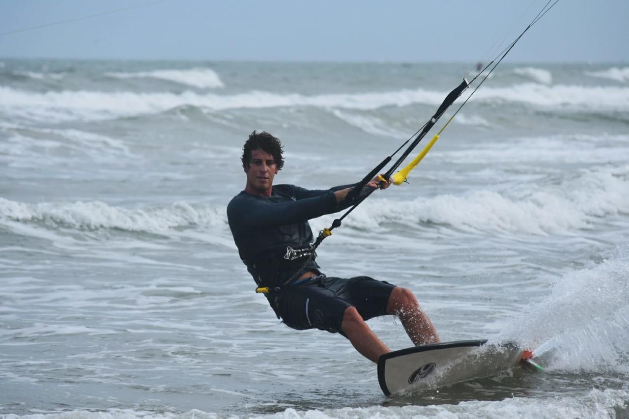 Source Kiteboarding/Lodge Phan Thiet Exterior foto