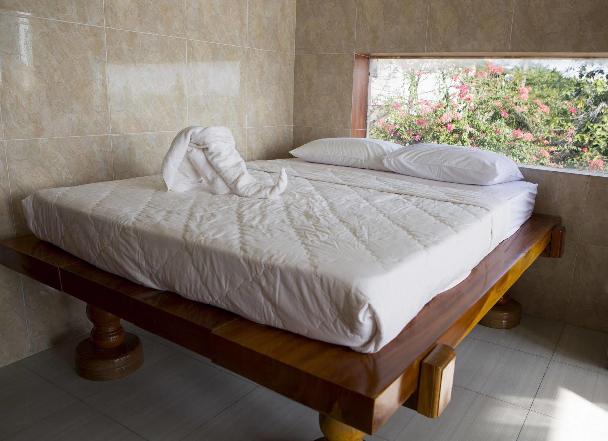Source Kiteboarding/Lodge Phan Thiet Exterior foto